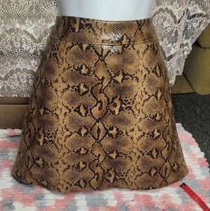 Blank Nyc snake skin  skirt 27